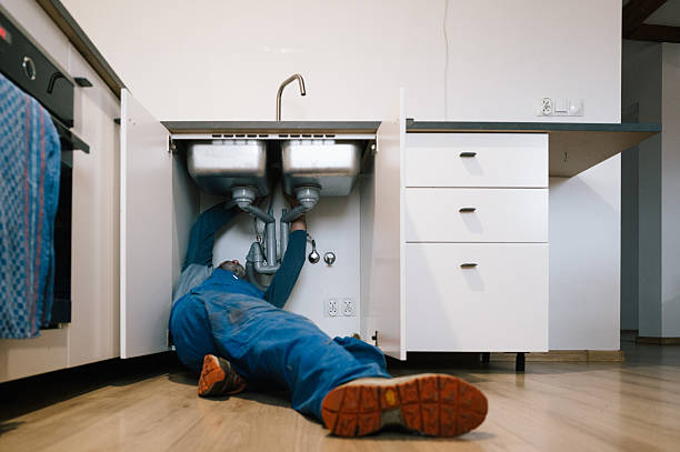 Professional Leak Detection technician working in Newtown, PA